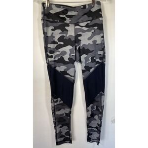 Camo print Leggings Black‎ And Gray 90 degree by reflex womens size small